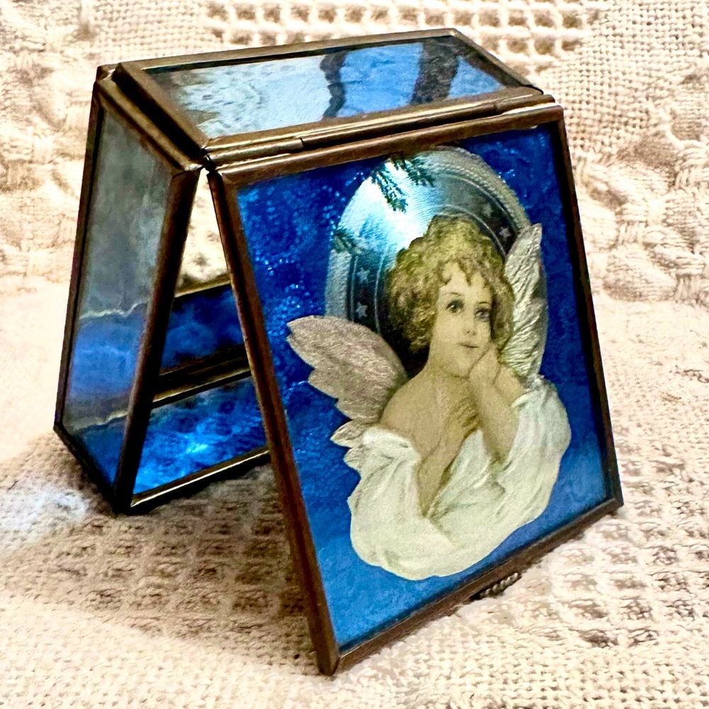 Vtg 1993 Thomas Cathey Angel Trinket Box Blue Glass Interior Mirrored 3”x 3”in.